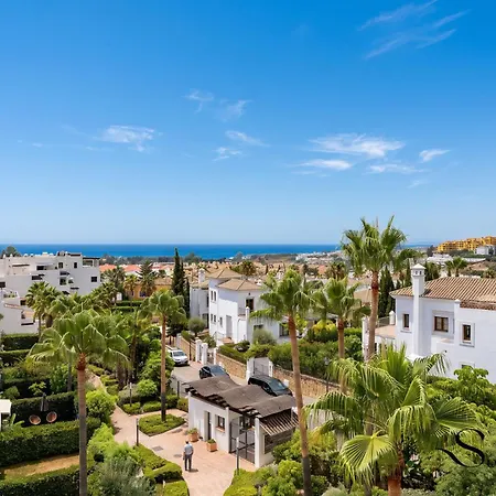 Apartment Duplex With Bbq & Jacuzzi Estepona